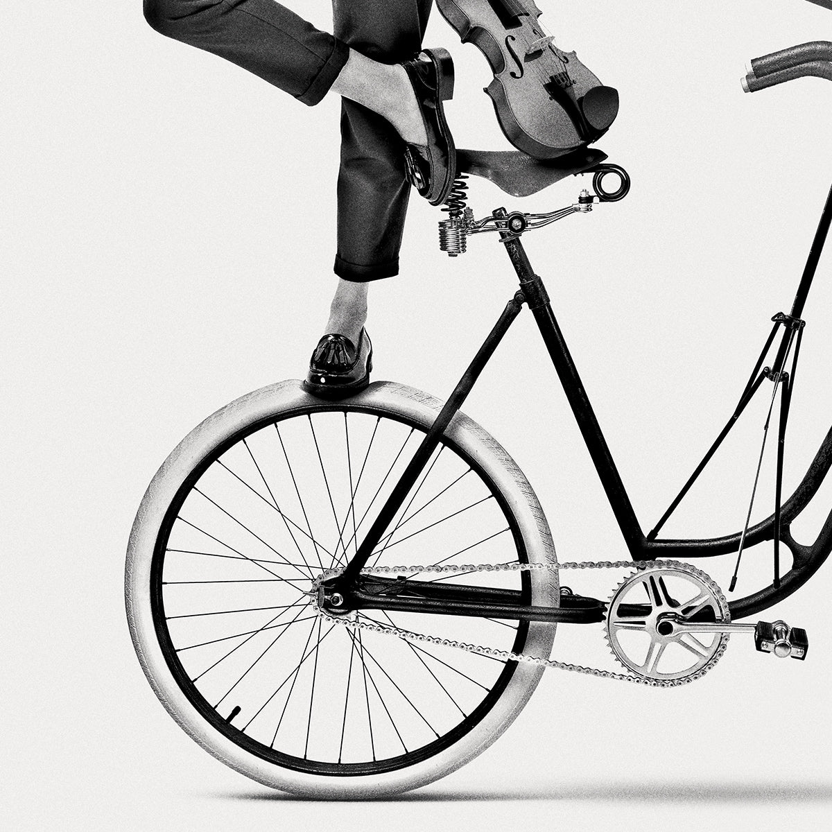 Duet or Not | Monochrome