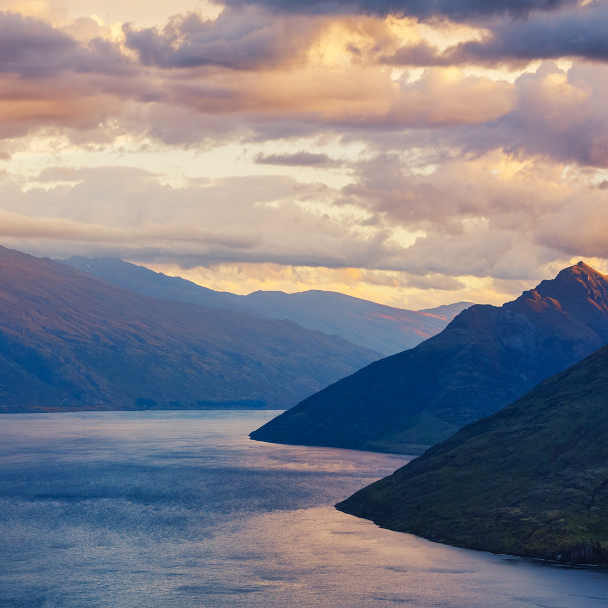 Lake Wakatipu At Sunset